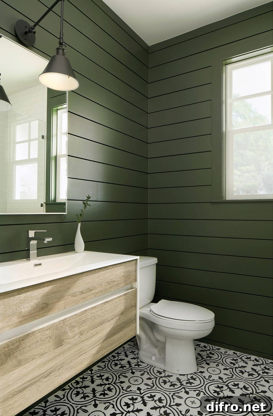 Dark matte green bathroom walls
