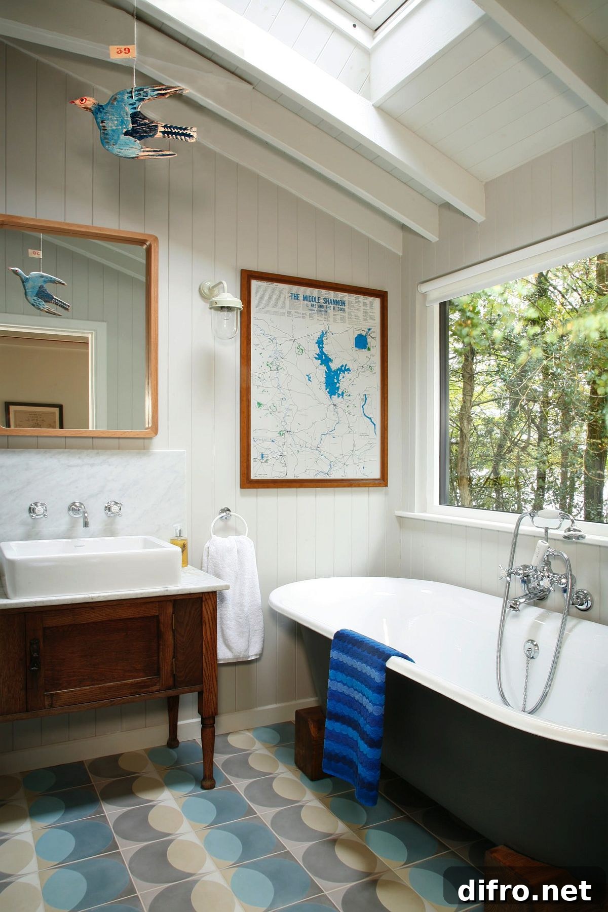 Wall art adds a hint of blue