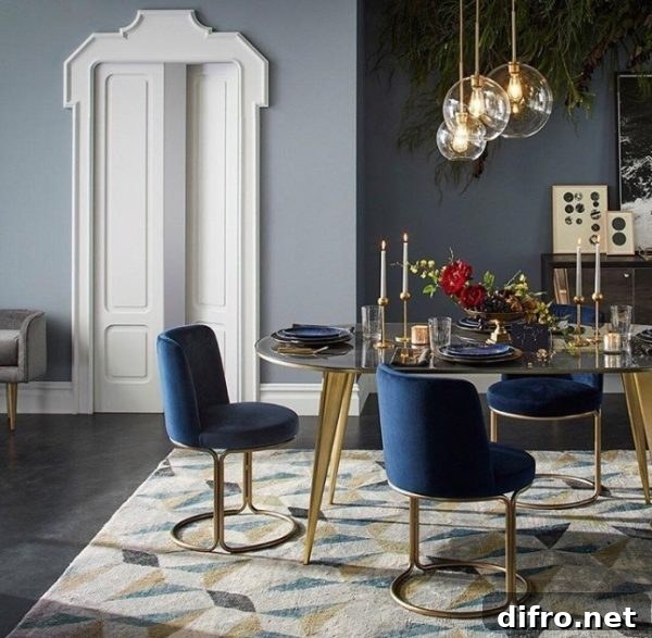 Dining room featuring blue chairs and napkins