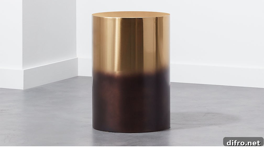 Ombre Wall Ideas for Large and Small Rooms 14 Ombre side table with metallic finish