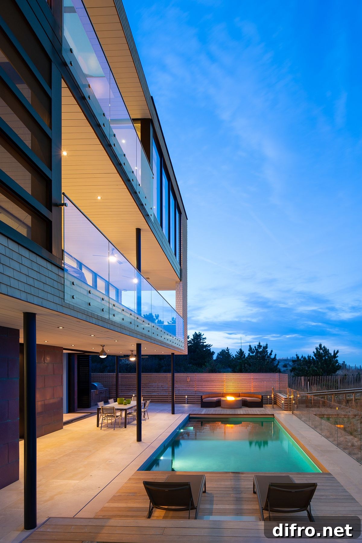 Gorgeous multi-level vacation home with fabulous deck and pool area