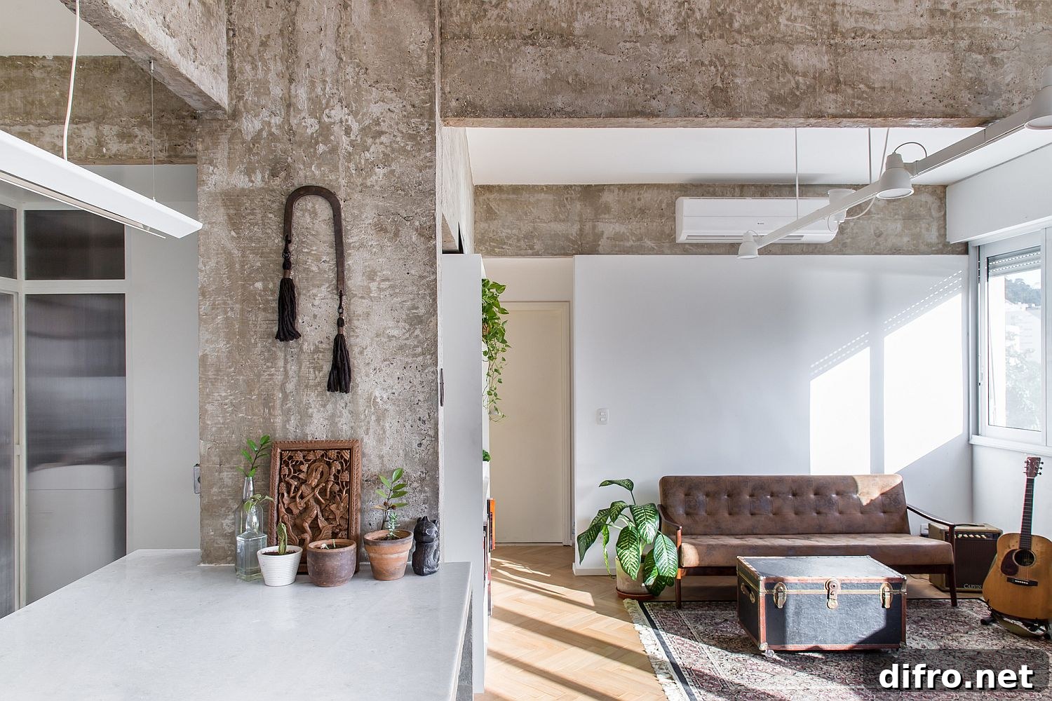 Natural light on concrete surfaces