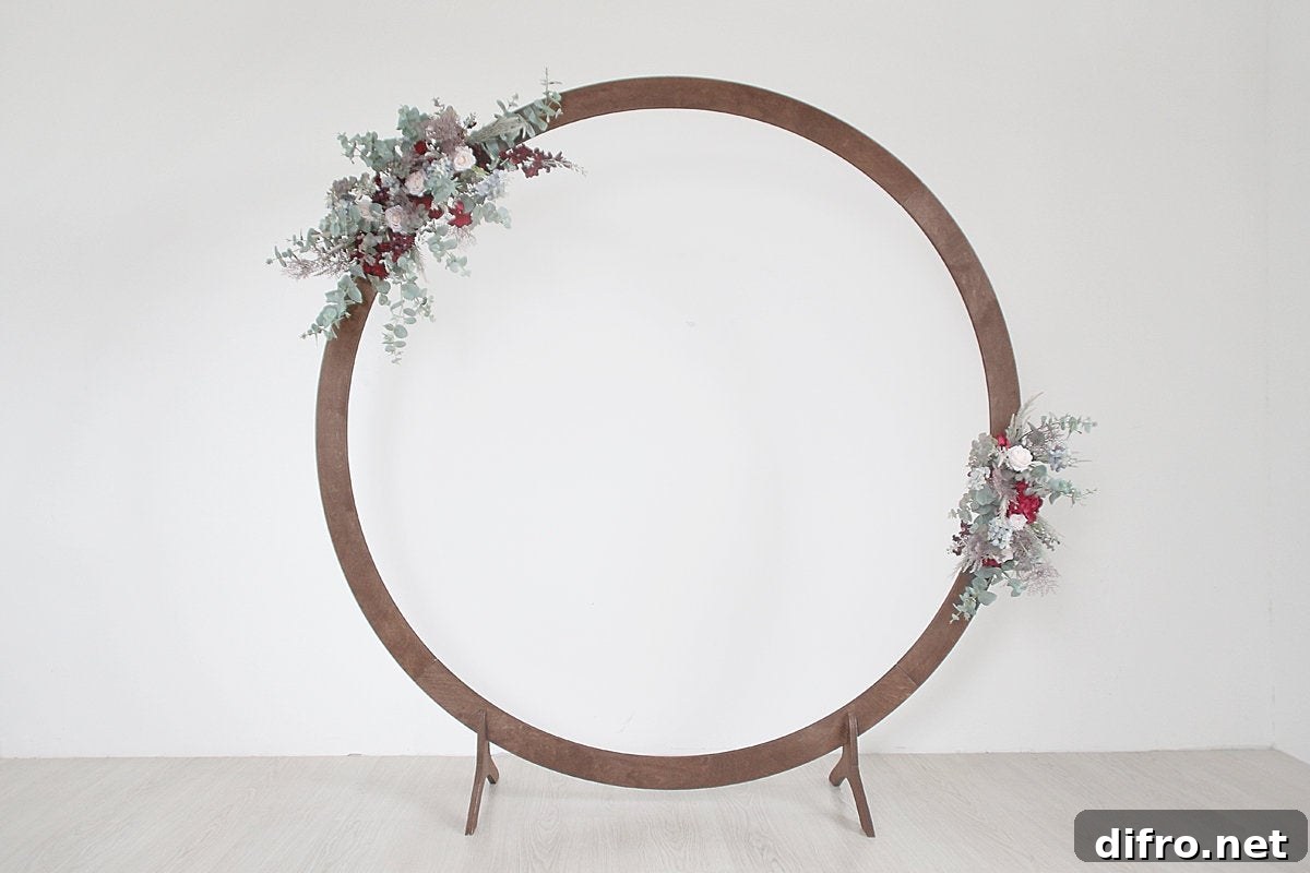 Round wedding arch