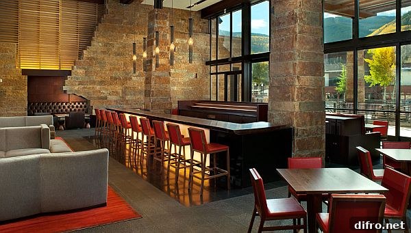 Dining at Solaris Residences