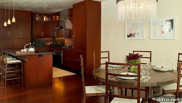 Dining room at Solaris Residences
