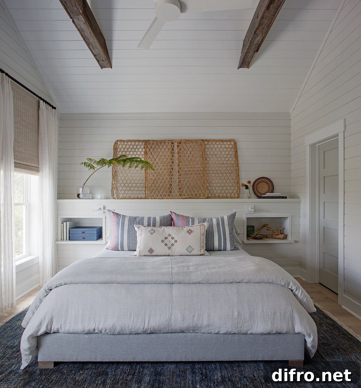 Bohemian beach bedroom in pastel colors