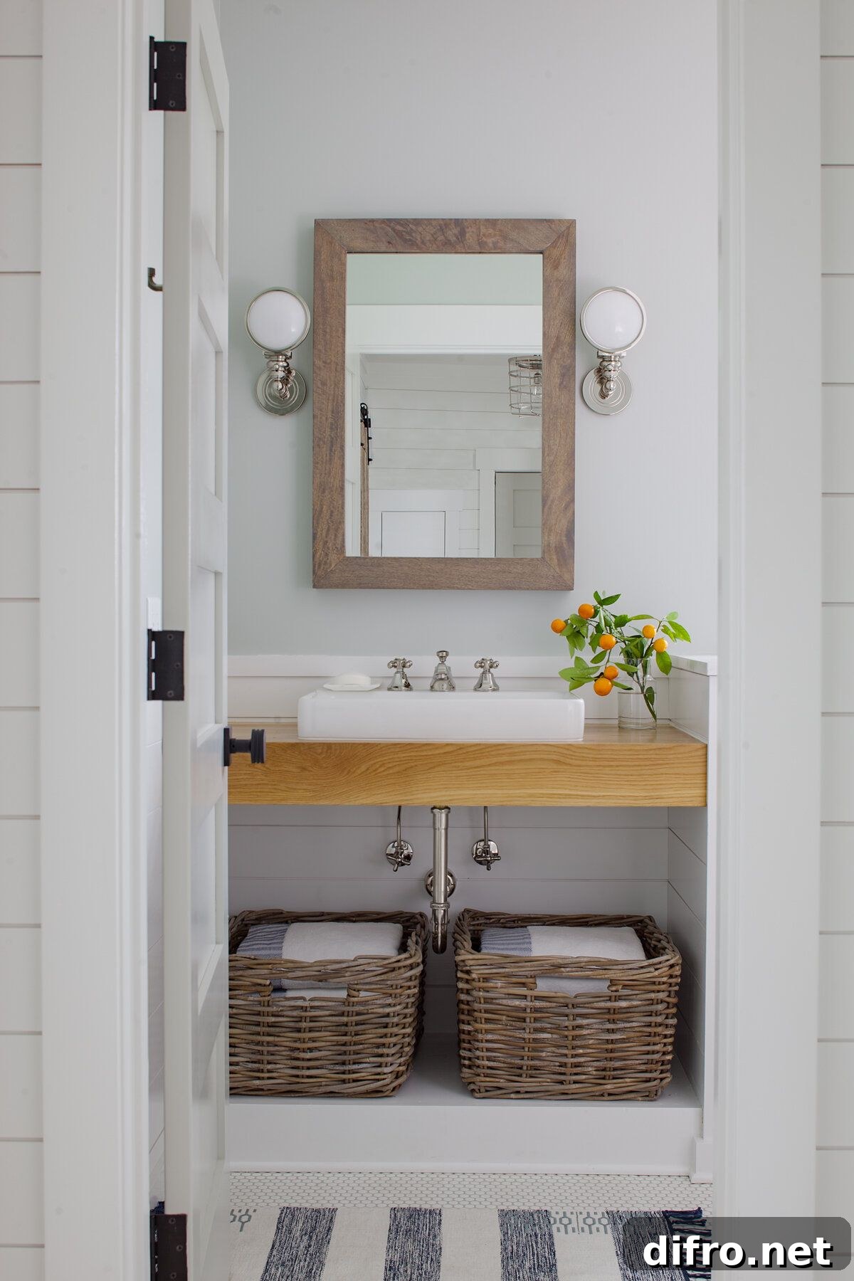 Modern beach-style bathroom with wooden vanity