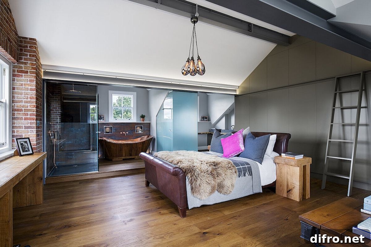 Three bedrooms turned into a spacious master suite in Essex full of luxury