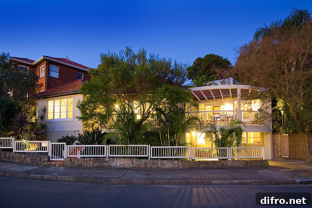 Classic street facade of the Ballantine Family Home in Cremorne, Sydney