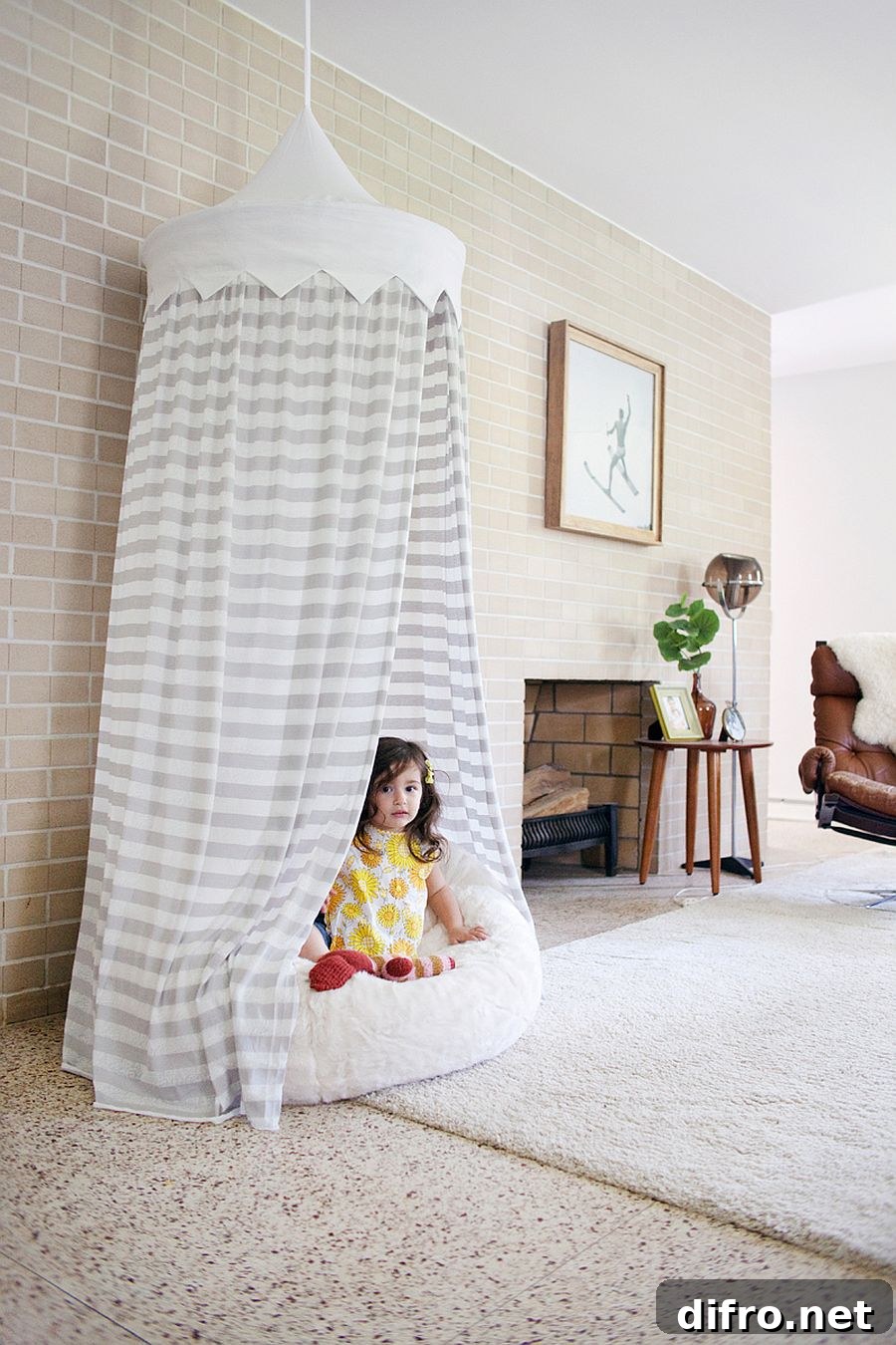 DIY teepee indoors