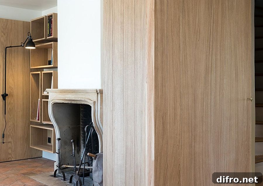 Smart box-like bookshelves blending into the backdrop