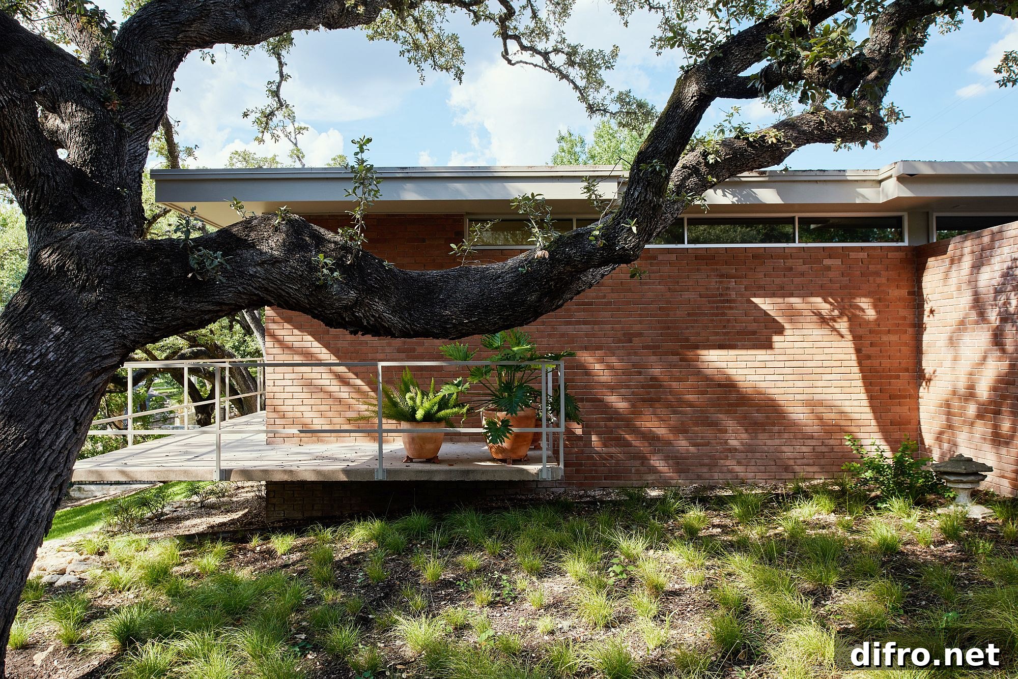 1950’s Texas home renovated with midcentury modern style