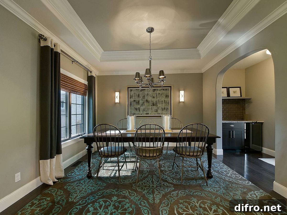 deep green hues within modern dining room