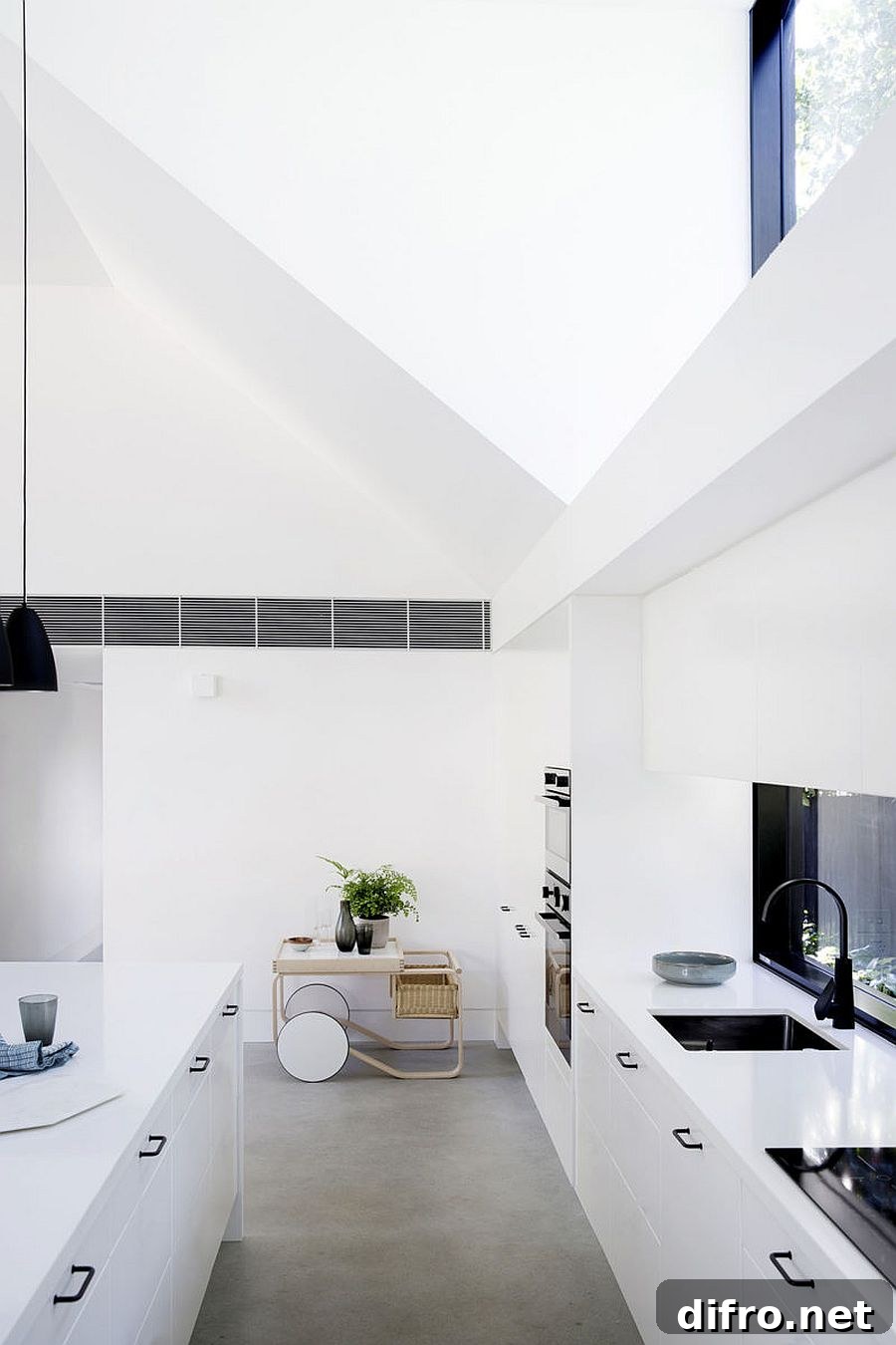 Modern, space-savvy kitchen