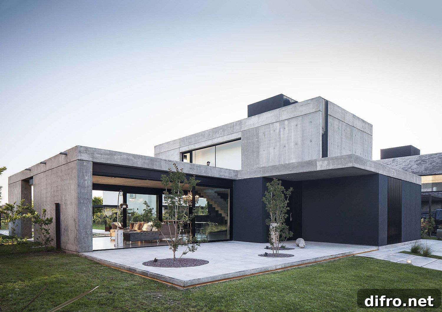 Contemporary home designed for a couple in Buenos Aires with plenty space outdoors