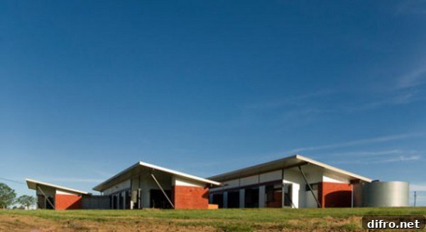 Exterior view of Balonne River house by Fulton Trotter Architects