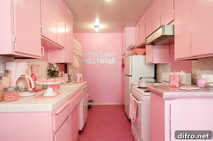 Blush shades in home decorating