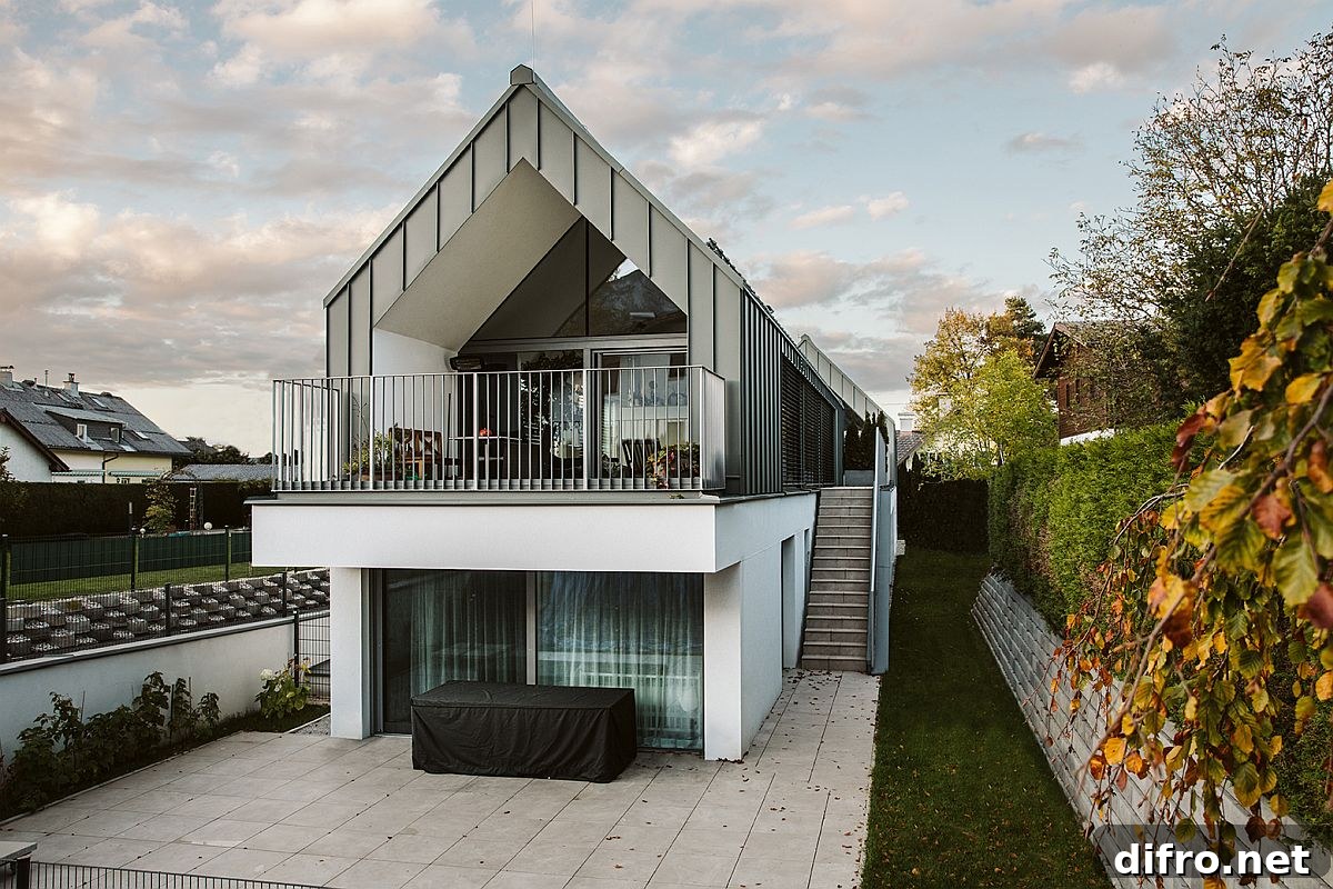 Multi-level house sharing a lot with a neighbor