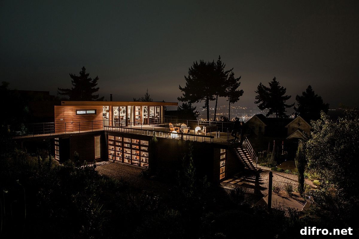Open top-level deck with city and ocean views