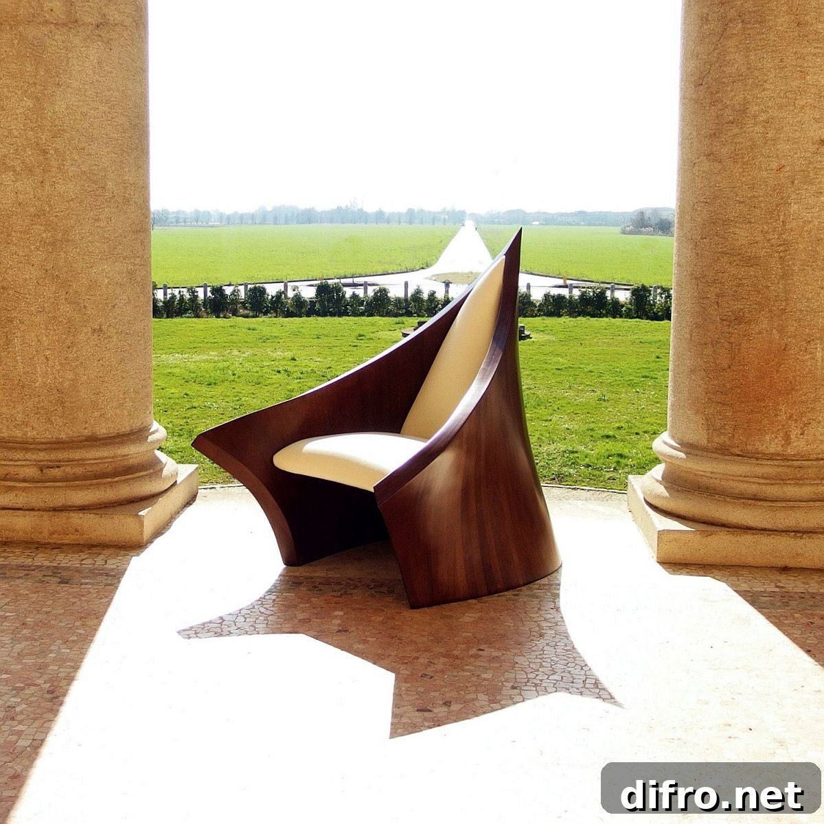 Choosing the right wood finish for the New Medieval Armchair