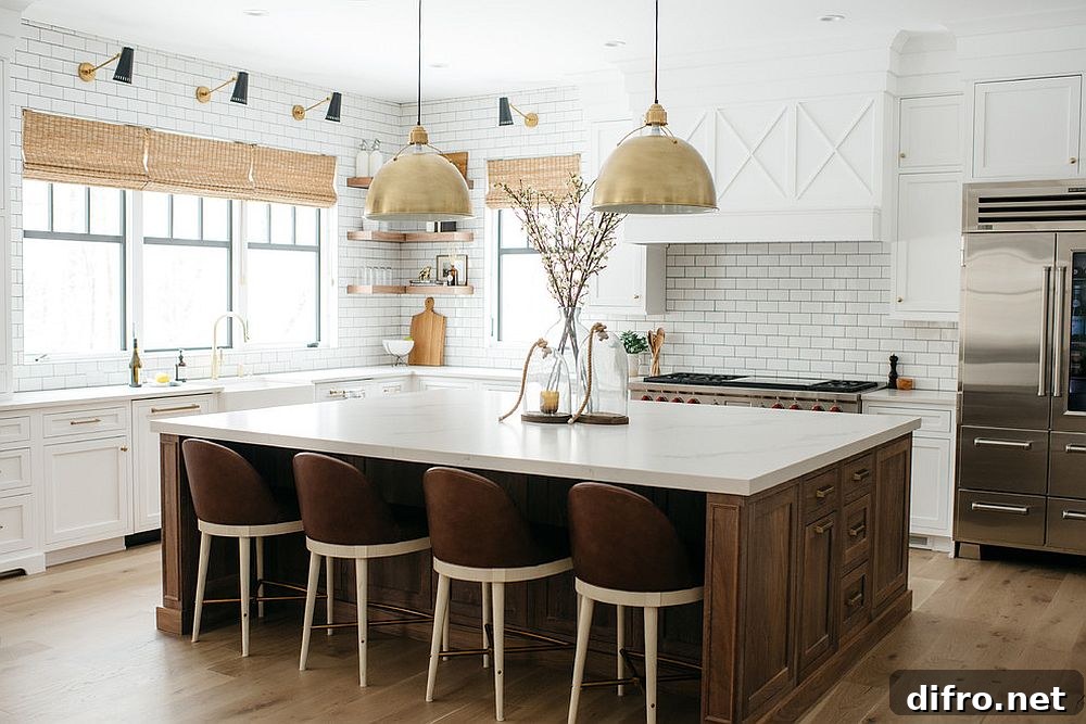 Wood and white kitchen with metallic touches and bar stools