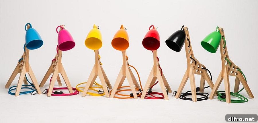 Giraffe-shaped lamp with colorful shades