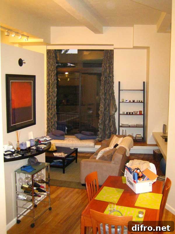 Before renovation interior view