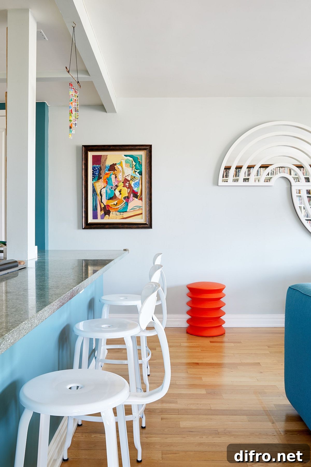 Minimal kitchen with carefully chosen color accents