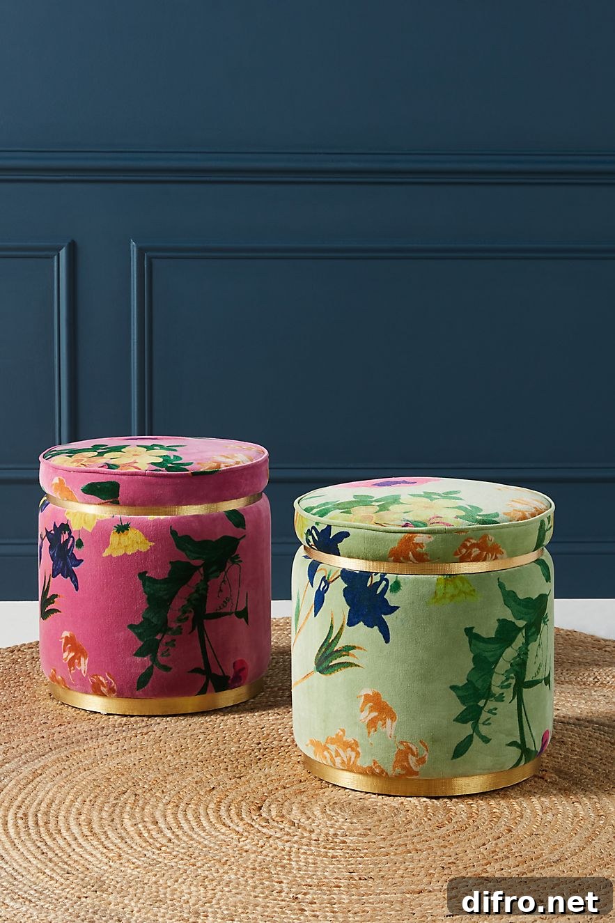 Velvet floret stool in green