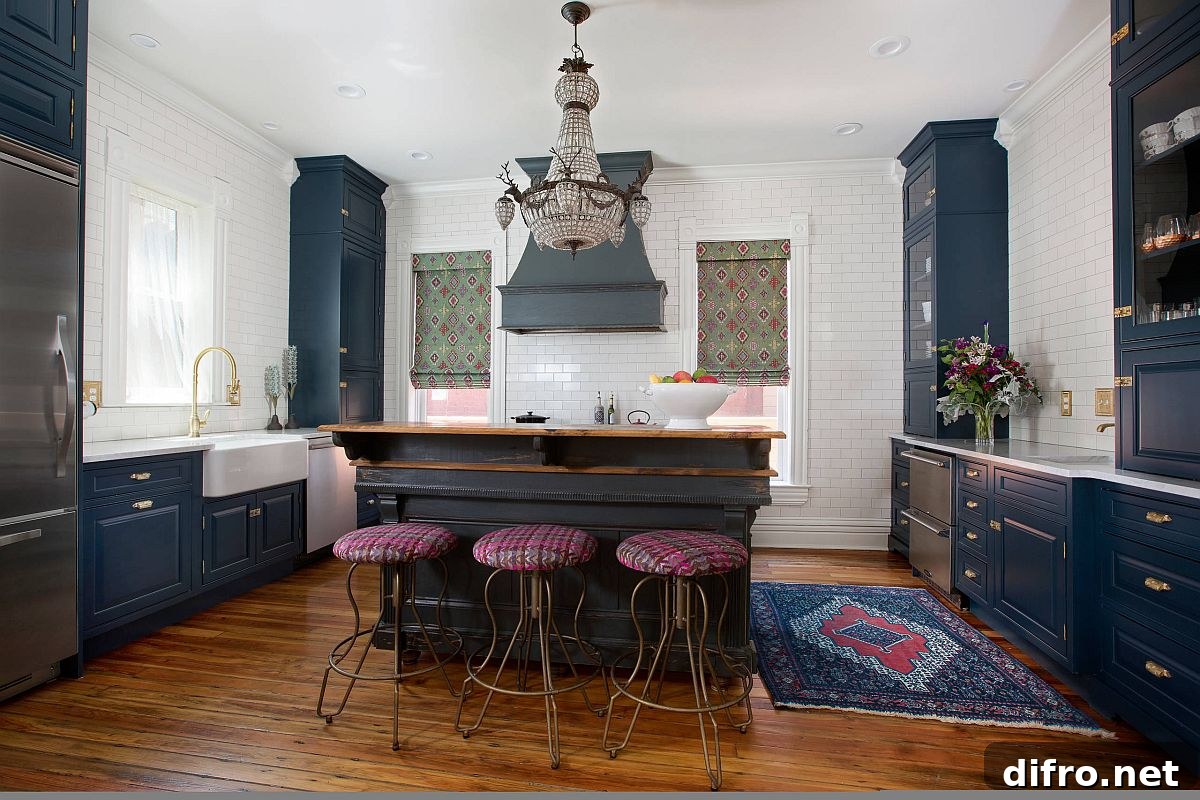 Dark blue cabinets for a Victorian-style kitchen with modern touches