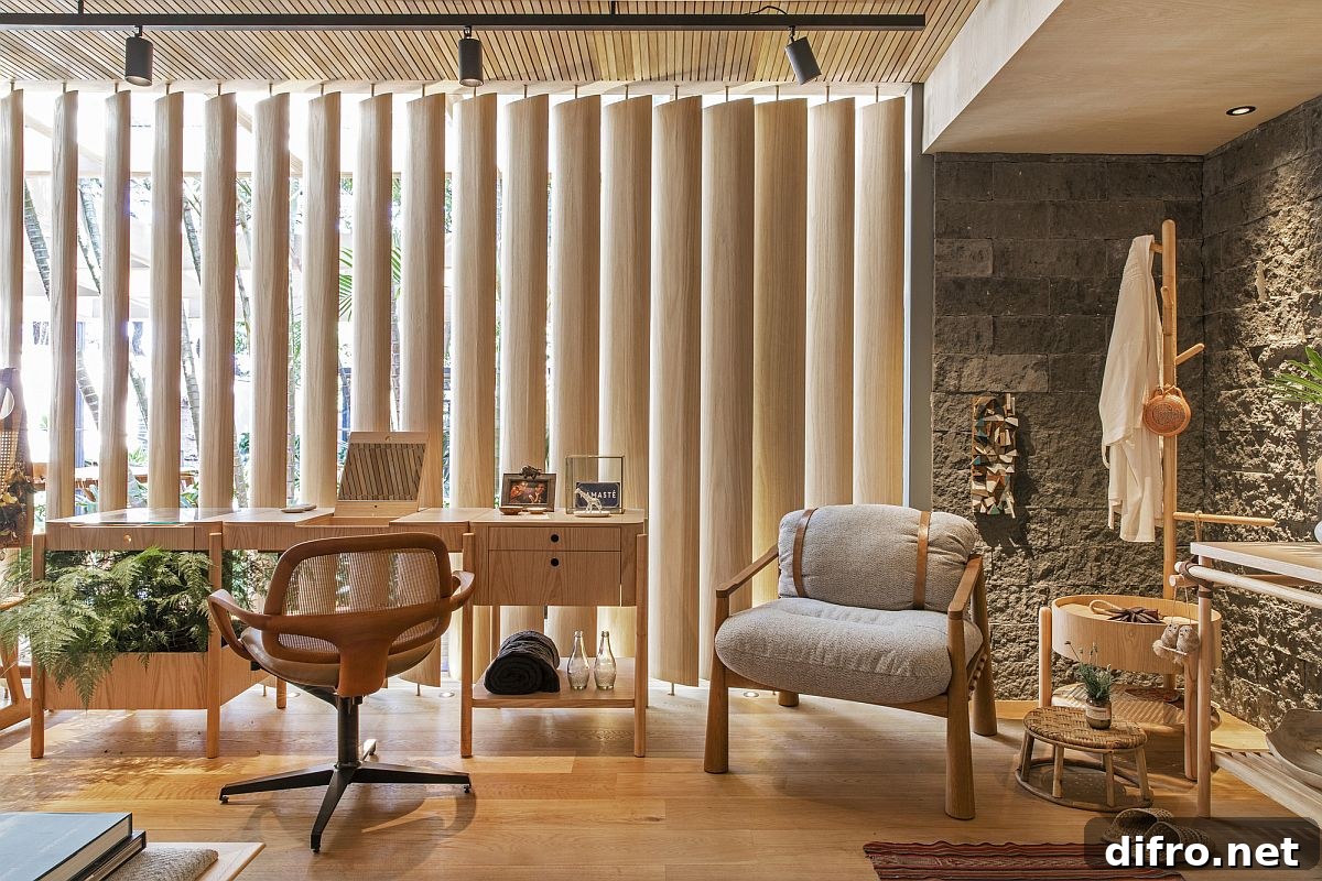 Wooden slats and brise-soleils