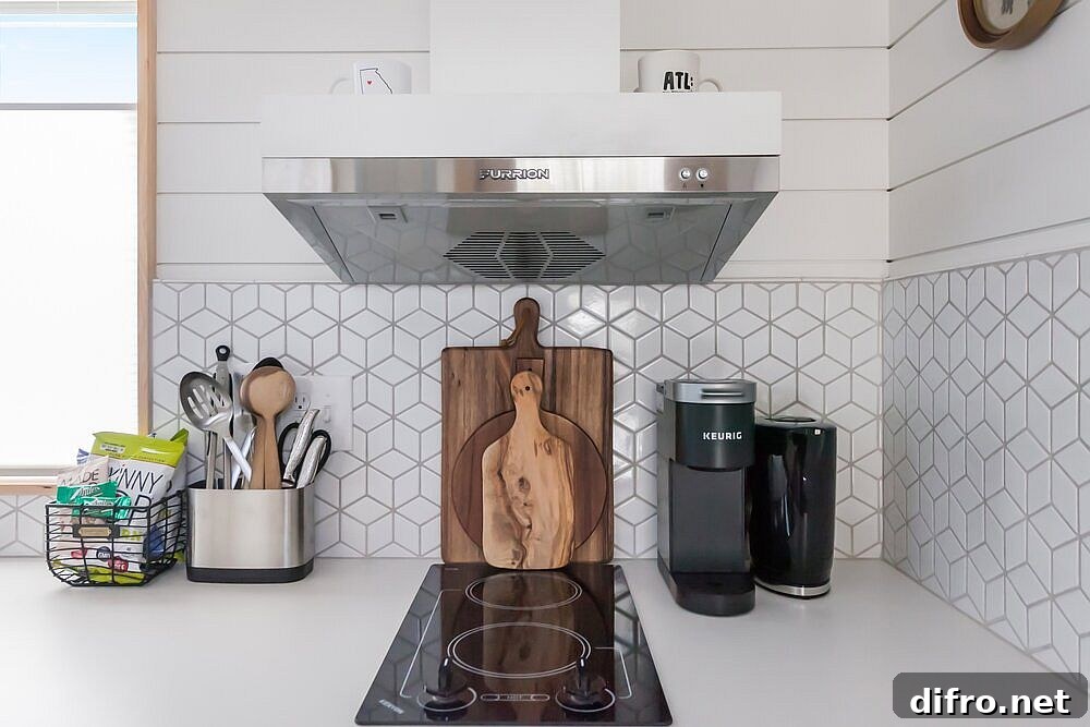 Geometric tile backsplash