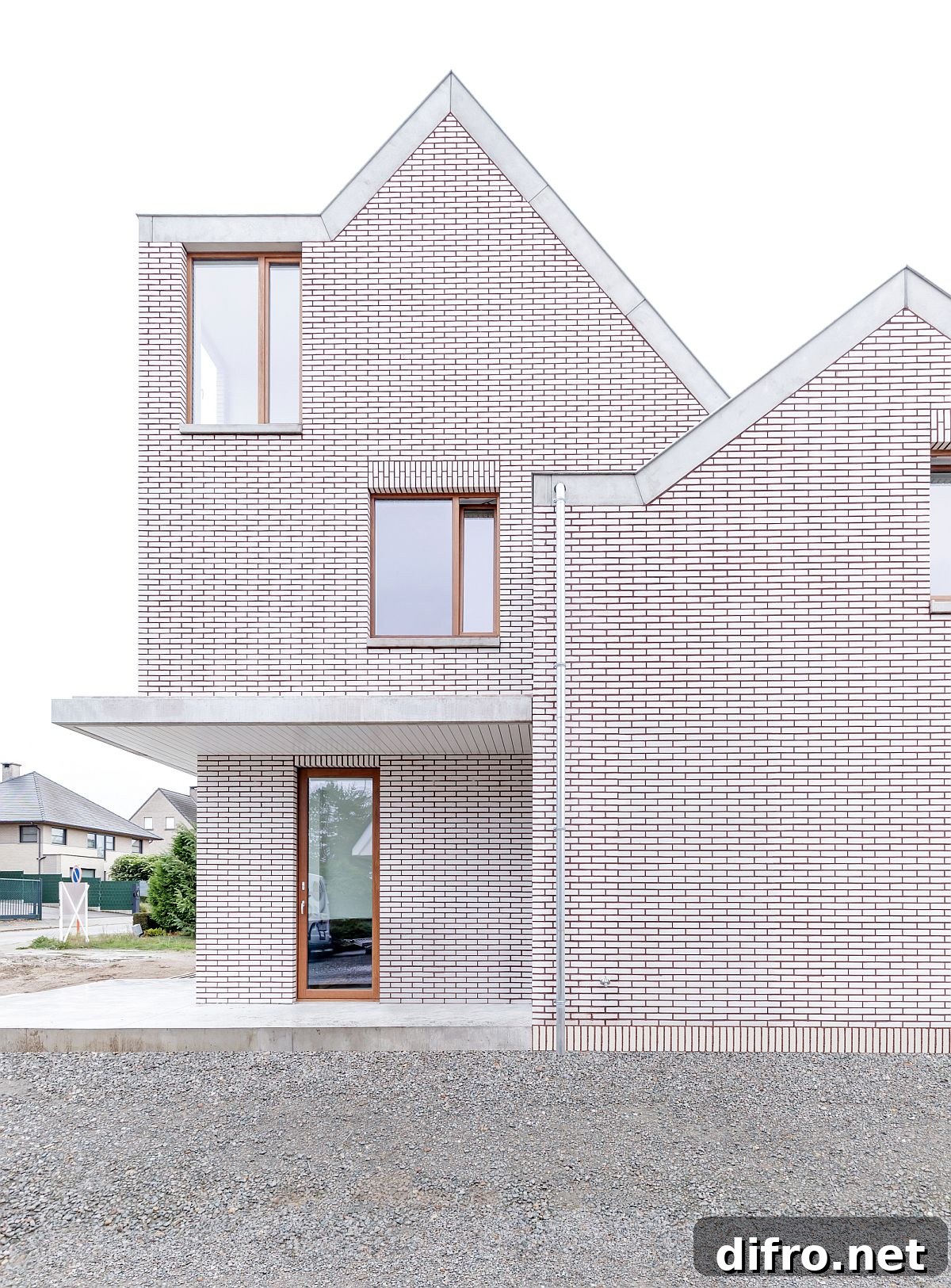 Ingenious roof line of the house gives the home a unique modern look