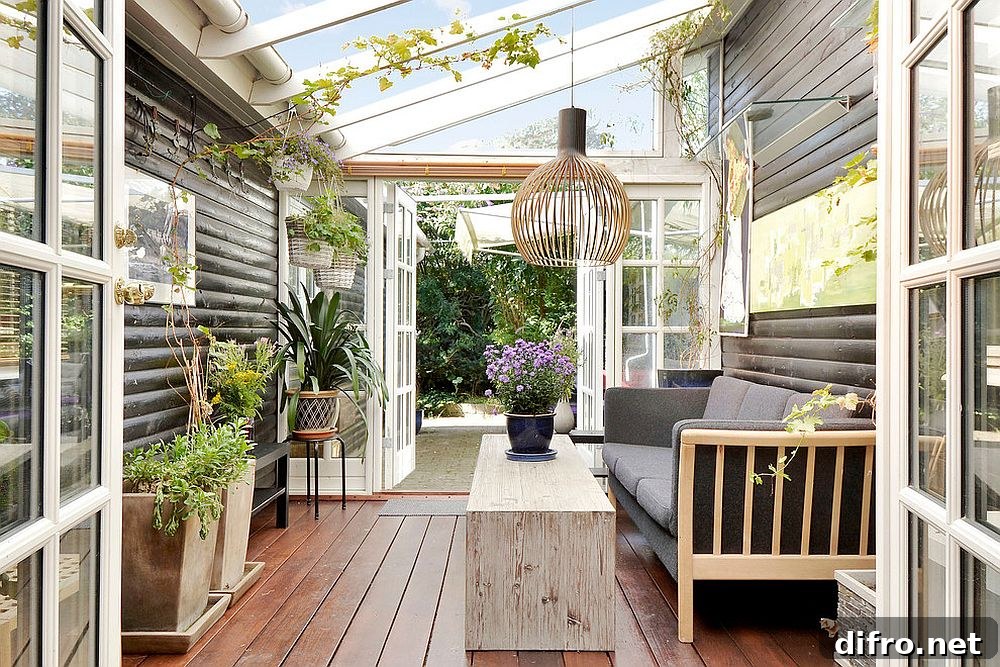 Decorative pots for indoor plants