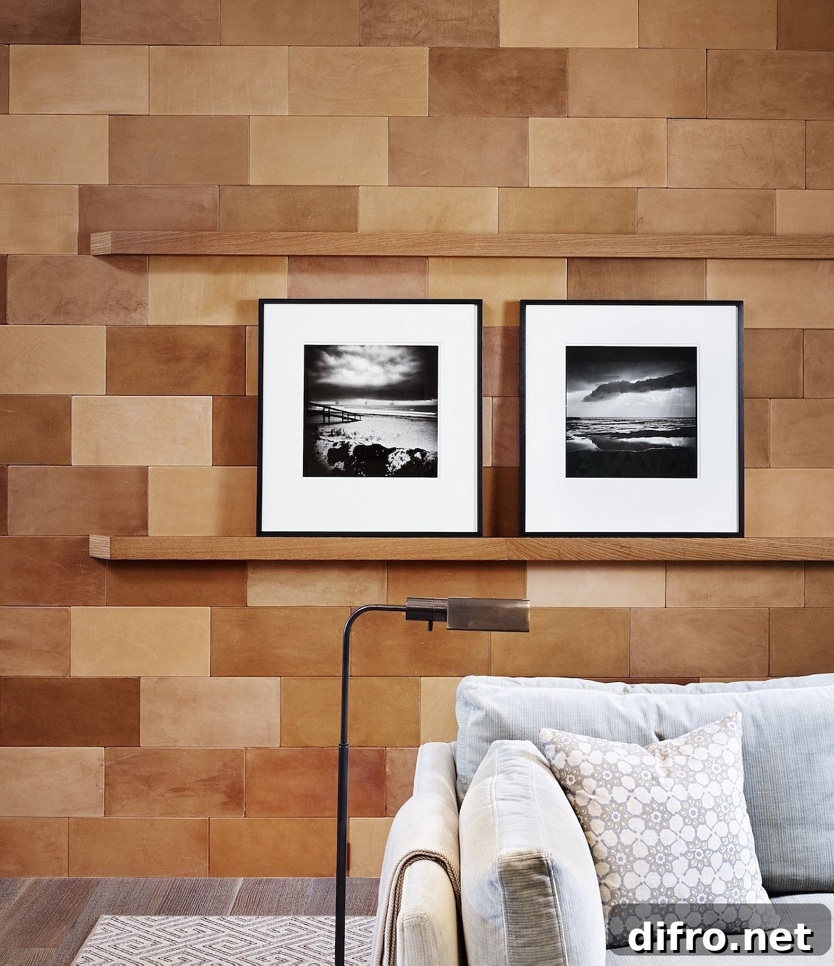 Bespoke wall design in den