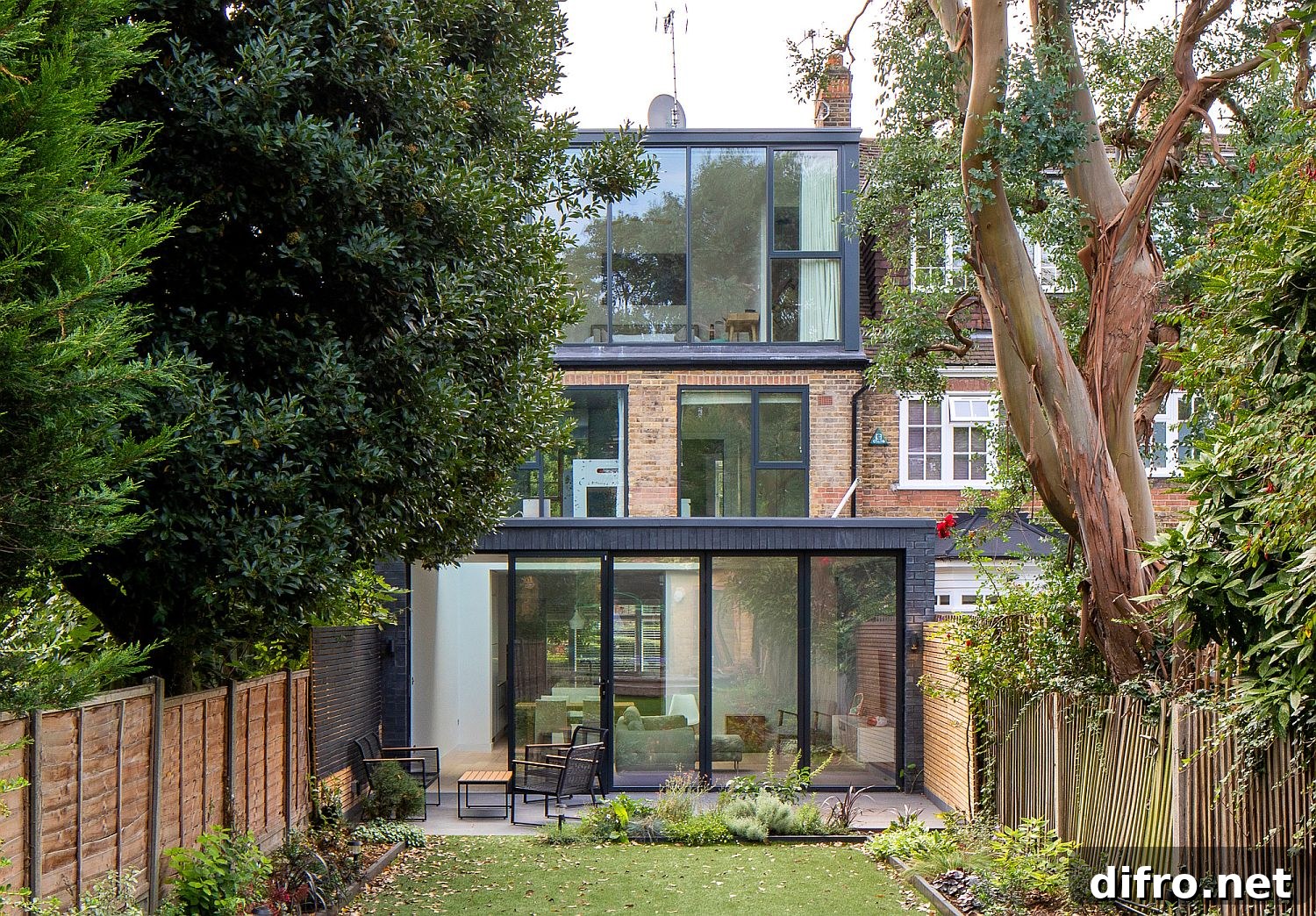 Multi-level rear extension designed by Studio 30 Architects