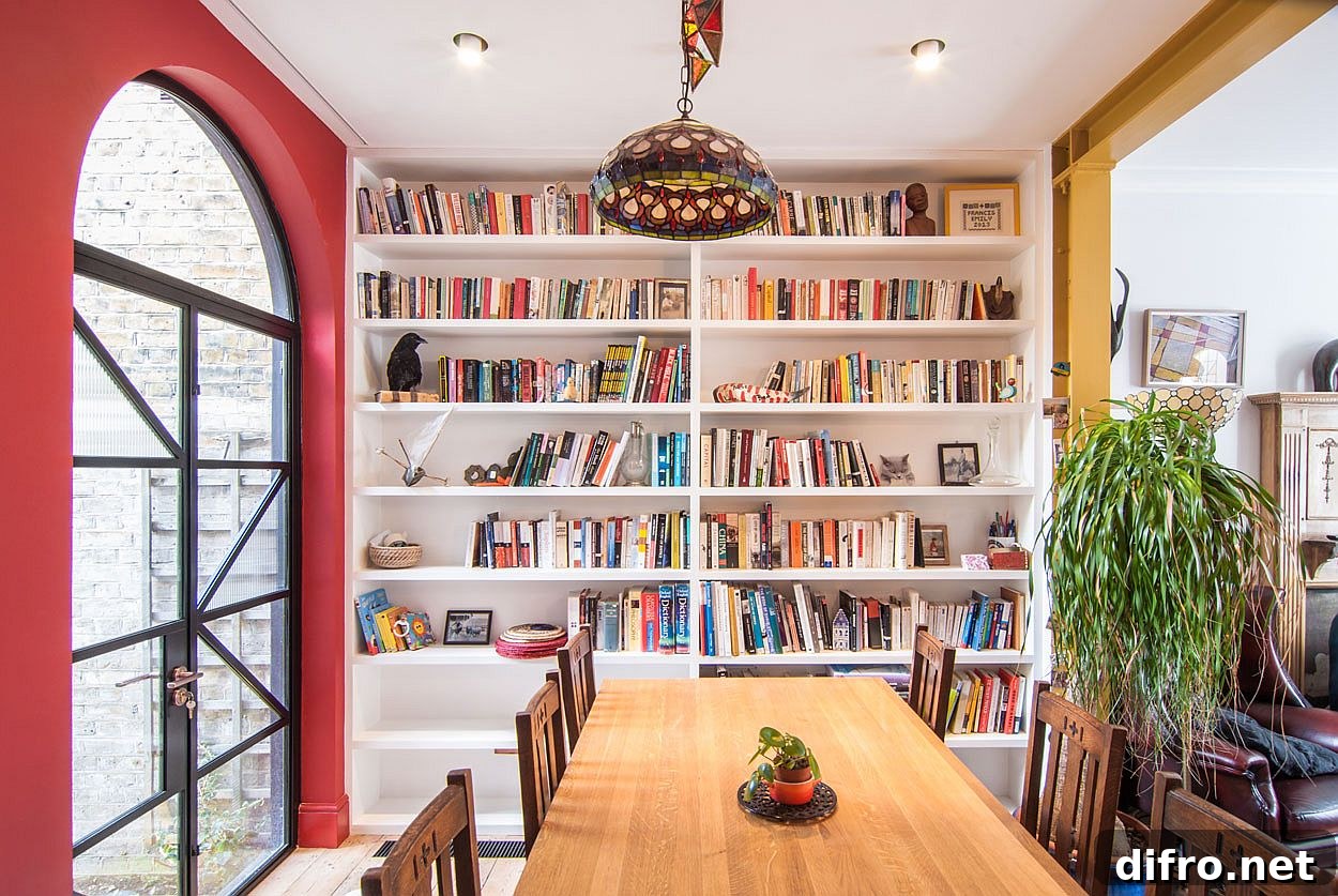 Dining area with connection to garden and lounge