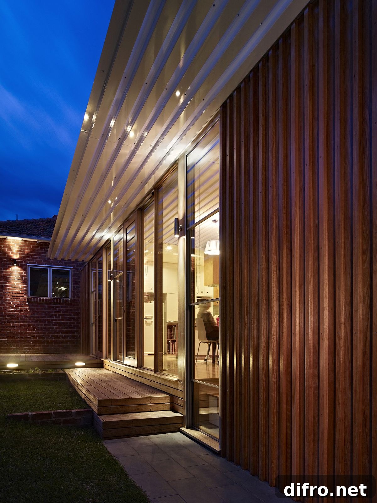 Contemporary extension to the solid brick Federation Bungalow