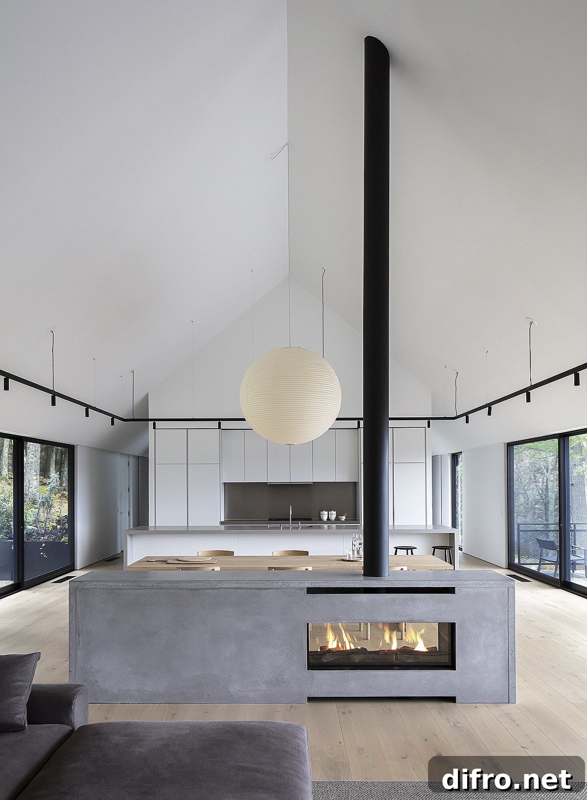 Open kitchen and dining area in the Ledge House