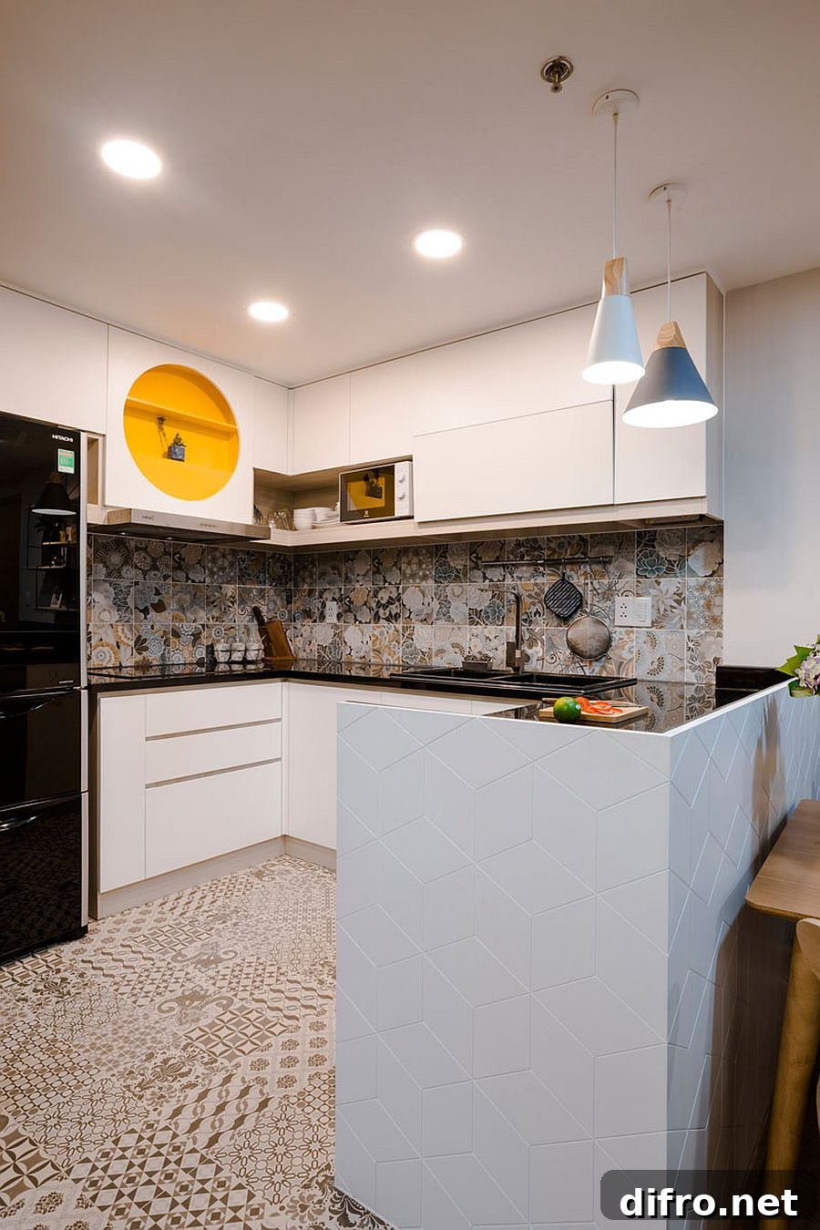 Chic pendants with recessed lights in a small kitchen