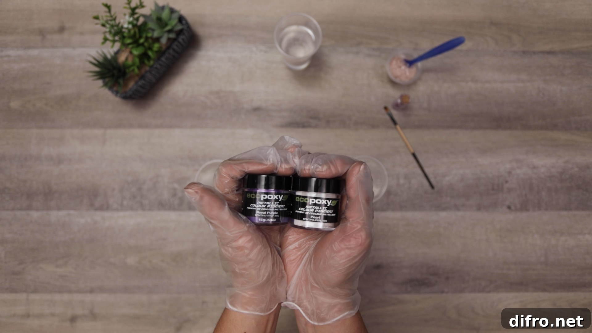 powdered pigment for resin coasters
