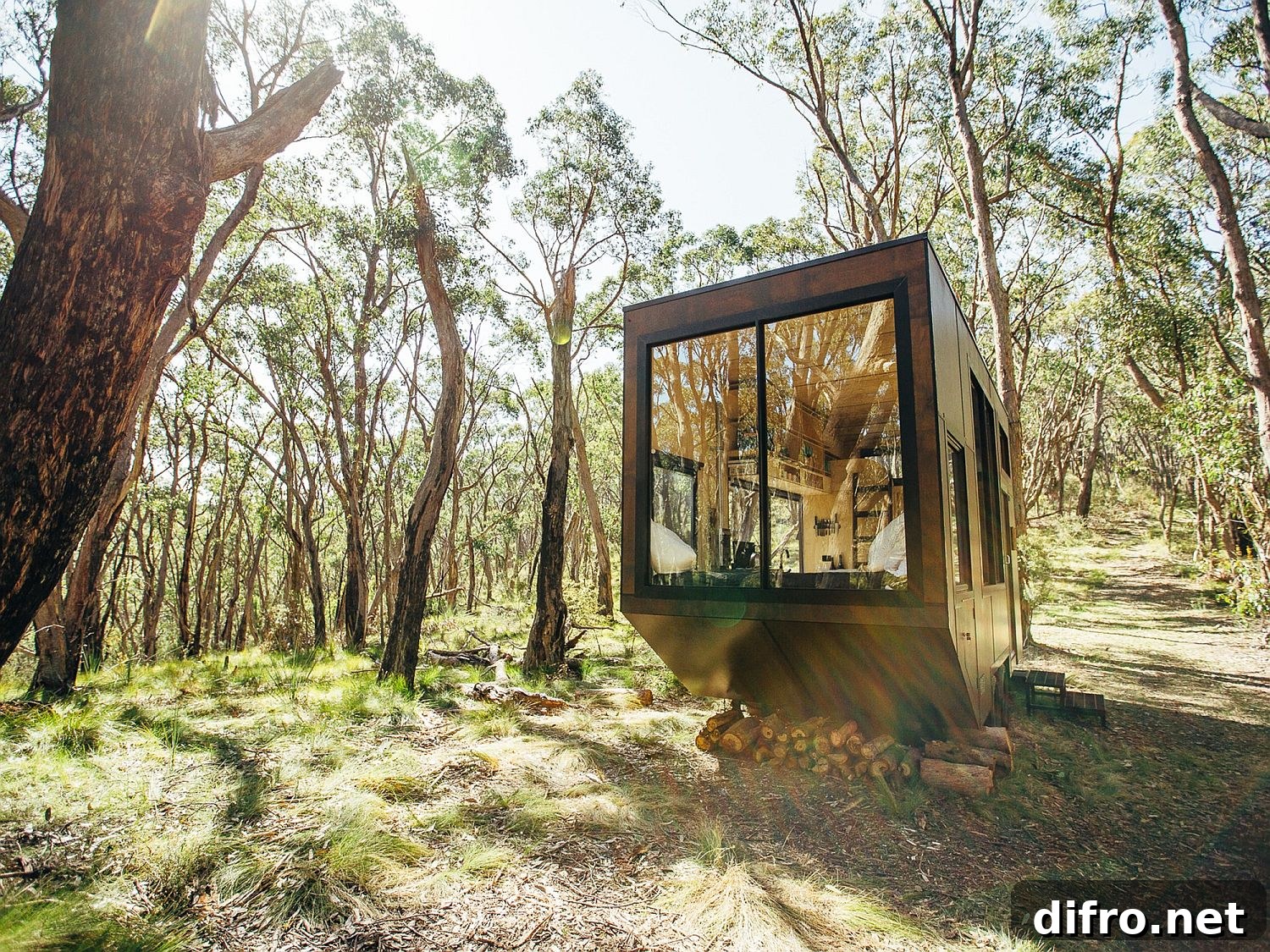 Wood and glass create the simple structure of the CABN