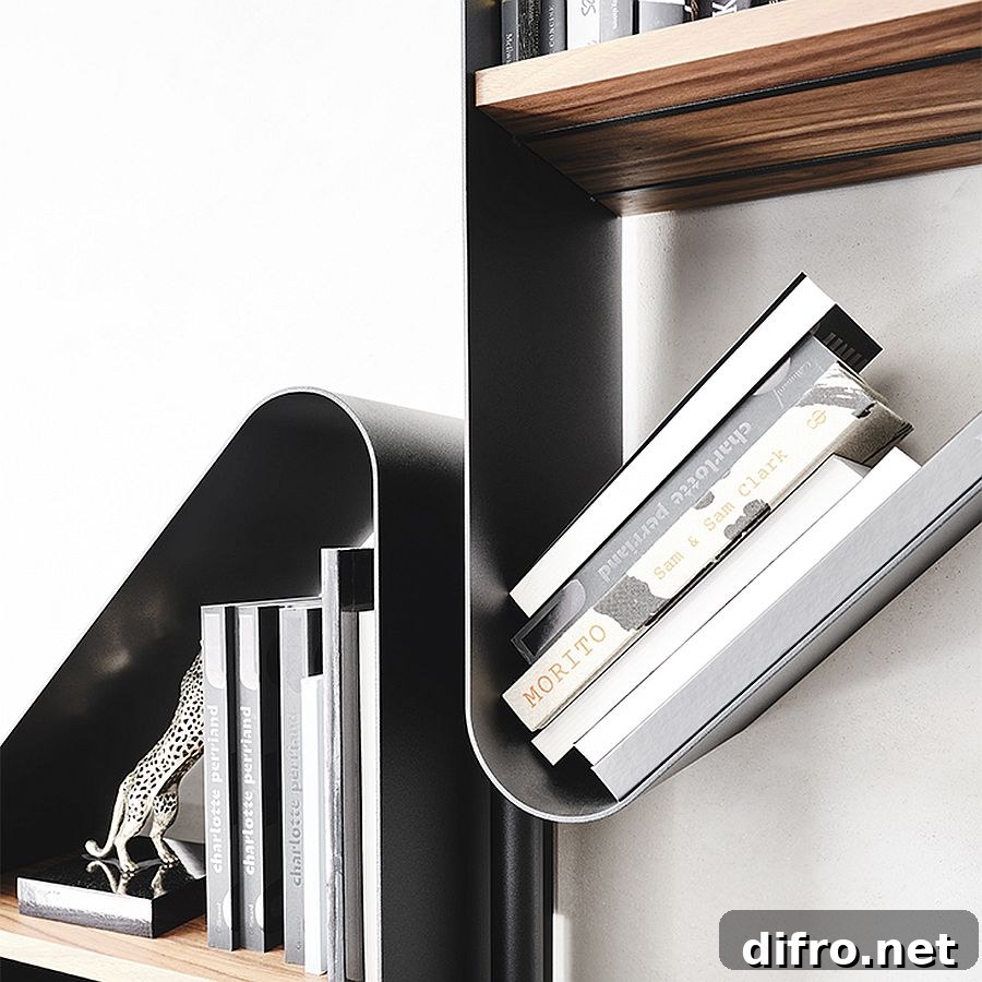 Curved edges of triangular shelves