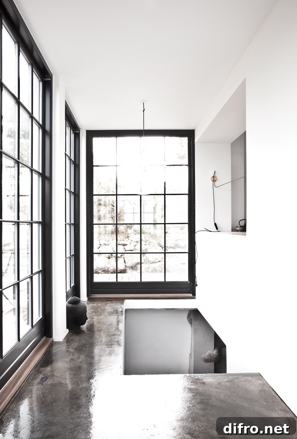 Black-and-white interior in Vedbaek House III