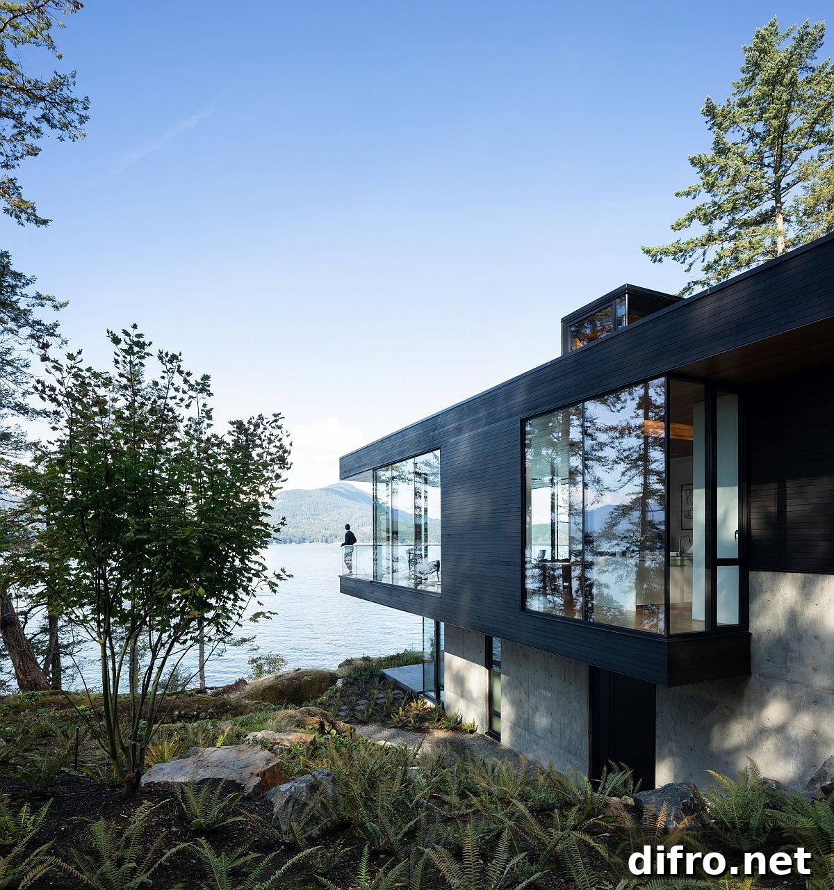 Island home designed to minimize carbon footprint