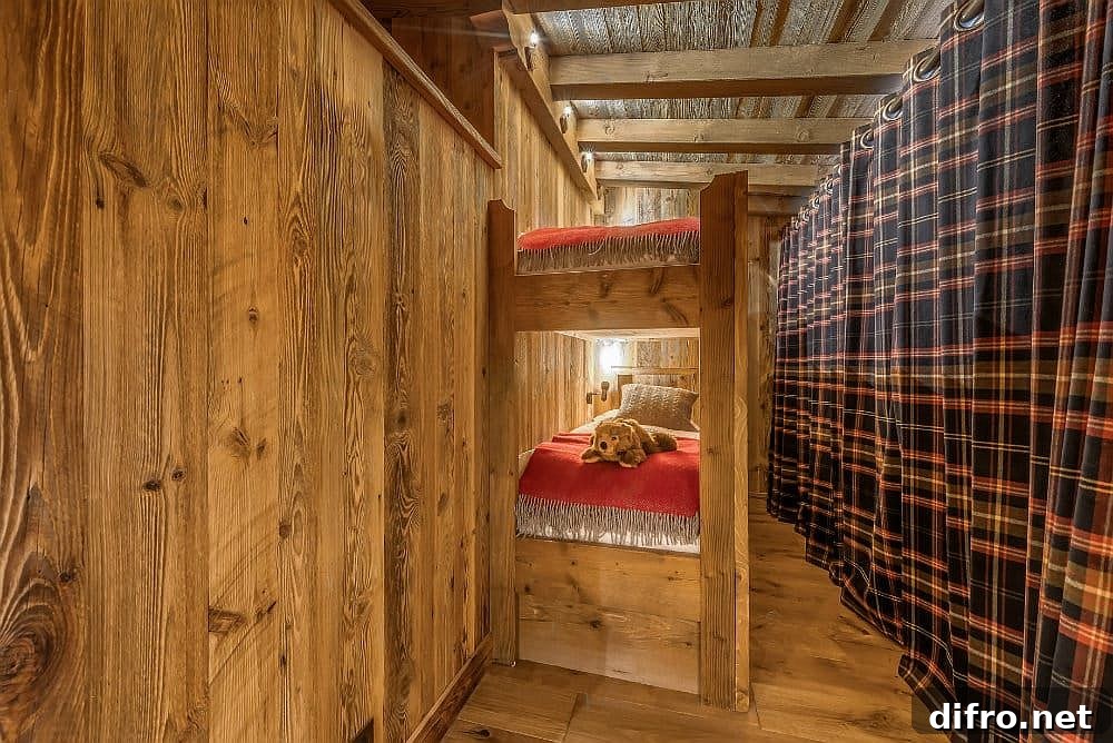 Stylish bunk bedroom for families