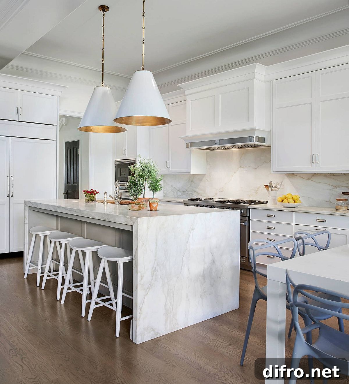 Stone island top and backsplash in a traditional kitchen