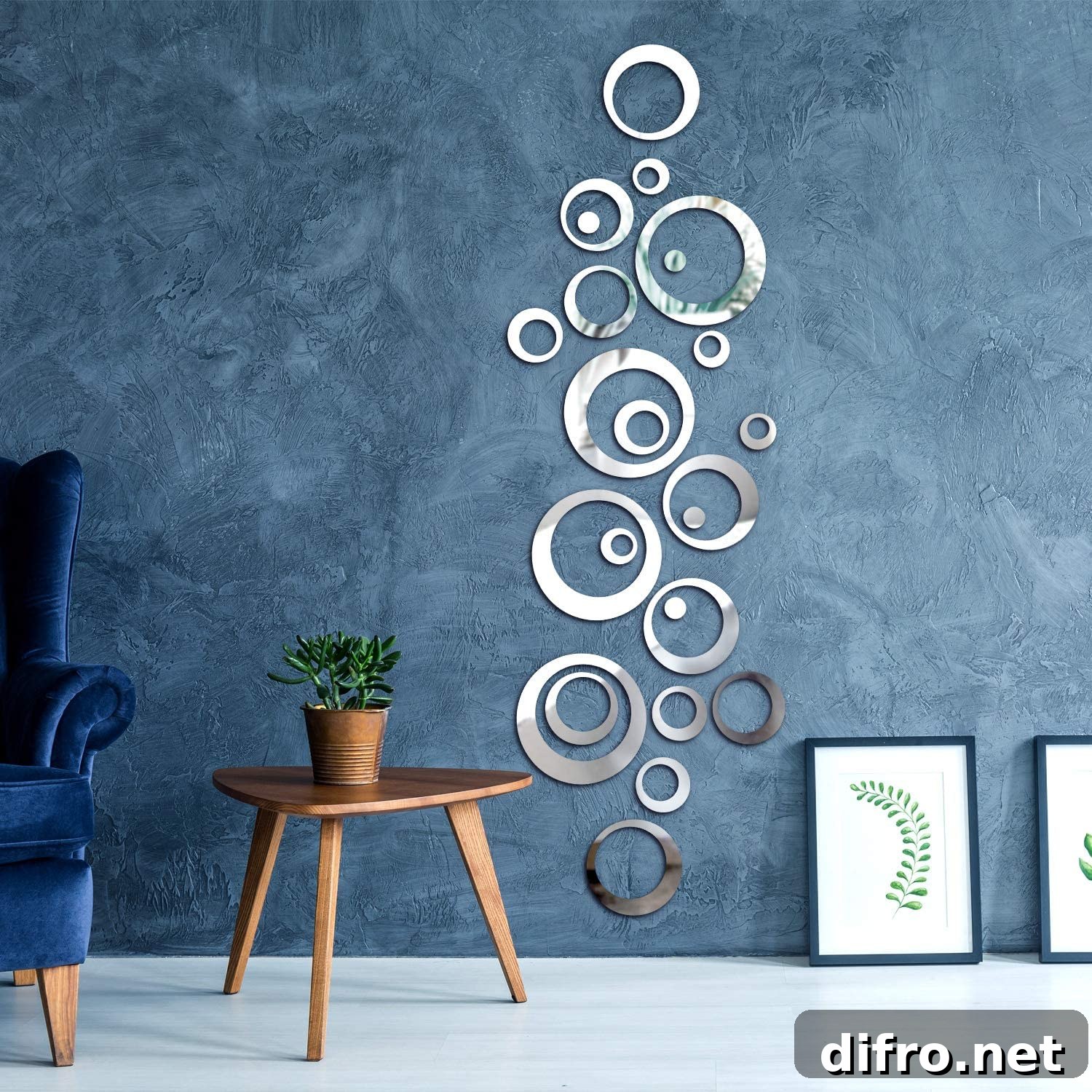 Blue wall with swirl pattern