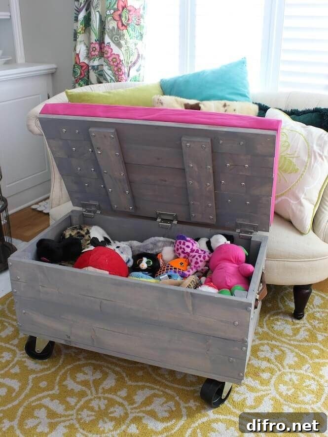 Storage box for stuffed animals