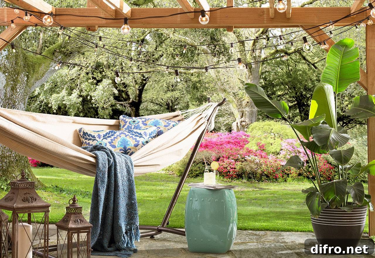 Backyard Patio Outdoor Hammock and Stand Seating